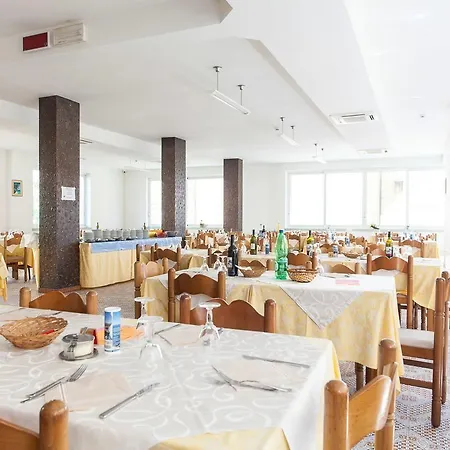 Hotel Elis